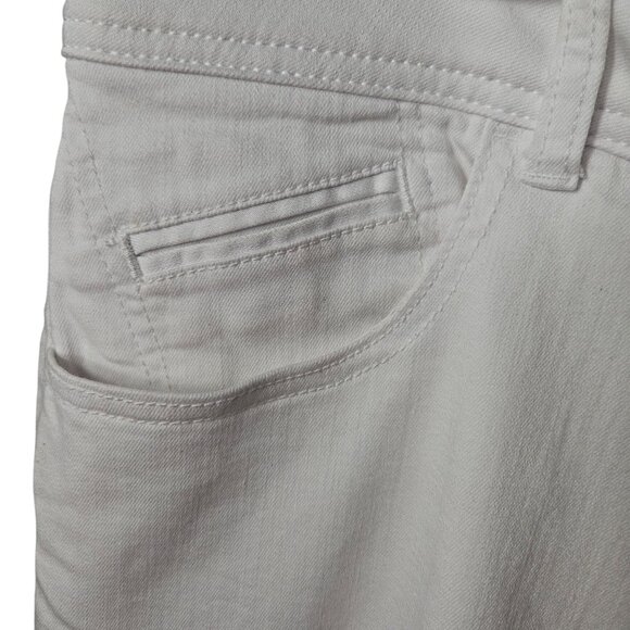 Lane Bryant Womens White Capri Pants W/ Tighter Tummy Tech Size 22 5-Pocket Stre - Picture 7 of 10